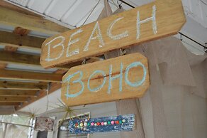 Beach Boho - Pet Friendly! Prime Location Close To The Bird Sanctuary,