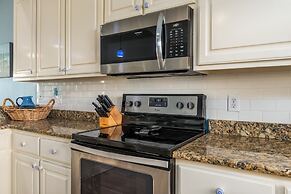 Surf's Up - Beautiful Outdoor Space As Well As A Large Open Floor Plan