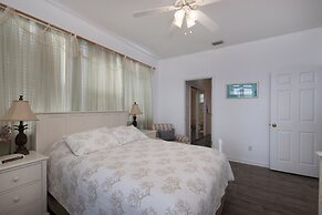 Simple Pleasures - Nothing Between You And The Water But Sugar White S