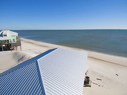 Simple Pleasures - Nothing Between You And The Water But Sugar White S