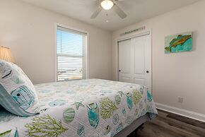 Wave Loudest - Enjoy The Private, Gulf View, Heated Pool And The Game 