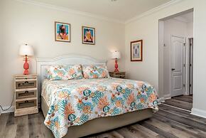 Wave Loudest - Enjoy The Private, Gulf View, Heated Pool And The Game 