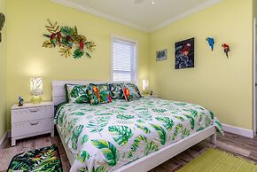 Awake On The Gulf - Gulf Front! Gaze Up At The Stars From Your Large D