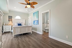 Shamrock Shores - Gulf Front West End Pet Friendly Property With Room