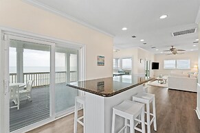 Shamrock Shores - Gulf Front West End Pet Friendly Property With Room