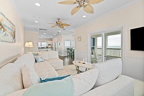 Shamrock Shores - Gulf Front West End Pet Friendly Property With Room