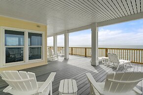 Shamrock Shores - Gulf Front West End Pet Friendly Property With Room