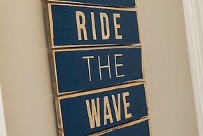 Blue Oasis - Private Backyard Beach - Pool, Hammocks, Kayaks, Even Cra