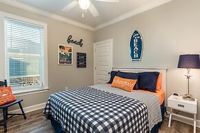 Blue Oasis - Private Backyard Beach - Pool, Hammocks, Kayaks, Even Cra