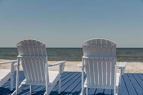 Blue Oasis - Private Backyard Beach - Pool, Hammocks, Kayaks, Even Cra