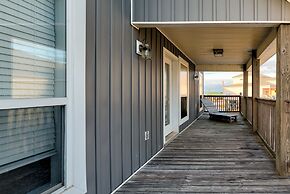 Strand Castle - Gulf Front! An Ideal Layout With Game Room, Small Priv