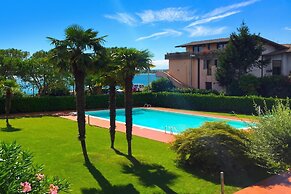 Cinzia Apartment Front Beach