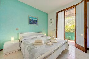Cinzia Apartment Front Beach