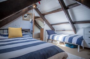 Flygate - 2 Bedroom Cottage - Lawrenny