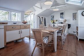 Flygate - 2 Bedroom Cottage - Lawrenny