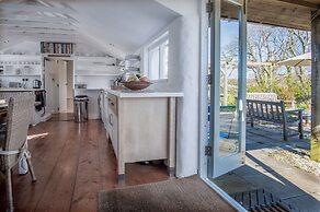 Flygate - 2 Bedroom Cottage - Lawrenny