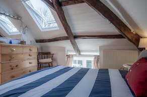 Flygate - 2 Bedroom Cottage - Lawrenny