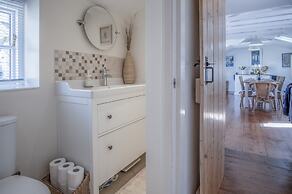 Flygate - 2 Bedroom Cottage - Lawrenny