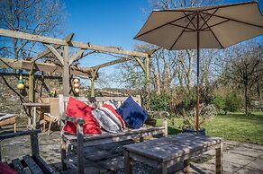 Flygate - 2 Bedroom Cottage - Lawrenny