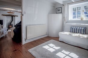 Flygate - 2 Bedroom Cottage - Lawrenny