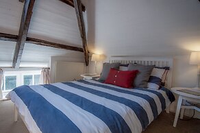 Flygate - 2 Bedroom Cottage - Lawrenny