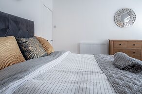 Hawtree Cottage - 2 Bed Cottage - Tenby