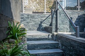 Hawtree Cottage - 2 Bed Cottage - Tenby