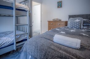 Hawtree Cottage - 2 Bed Cottage - Tenby