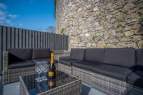 Hawtree Cottage - 2 Bed Cottage - Tenby