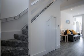 Hawtree Cottage - 2 Bed Cottage - Tenby