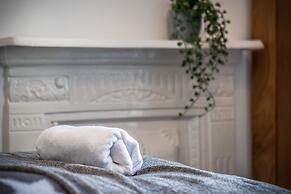 Hawtree Cottage - 2 Bed Cottage - Tenby