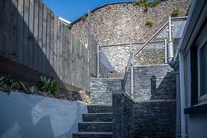 Hawtree Cottage - 2 Bed Cottage - Tenby