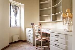 Château les Crostes