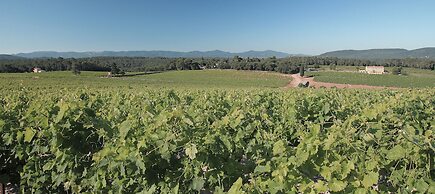Château les Crostes