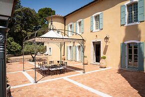 Château les Crostes