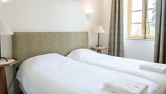 Château les Crostes