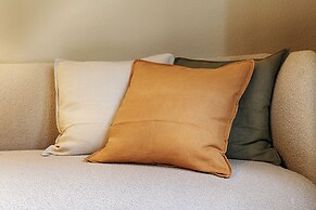 Moderne Altbauapartments nahe Stadtzentrum und Weinberge