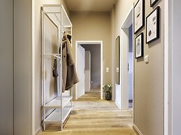 Moderne Altbauapartments nahe Stadtzentrum und Weinberge