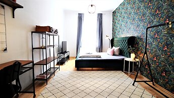 Moderne Altbauapartments nahe Stadtzentrum und Weinberge