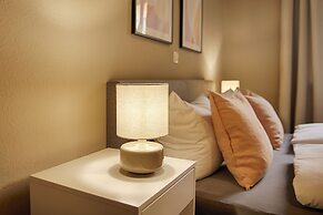 Moderne Altbauapartments nahe Stadtzentrum und Weinberge