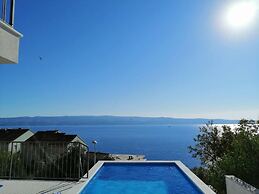 Villa Iva With sea View and Pool