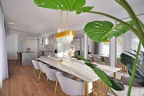 Villa Iva With sea View and Pool