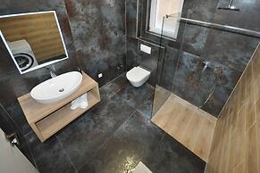 Villa Iva With sea View and Pool