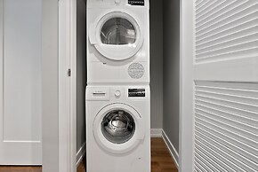 Global Luxury Suites Center City