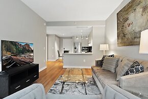 Global Luxury Suites Center City