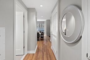 Global Luxury Suites Center City