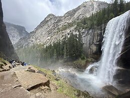 Yosemite Basecamp