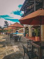 Hotel Las Rocas Resort