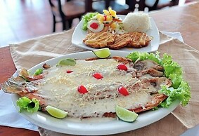 Hotel Las Rocas Resort
