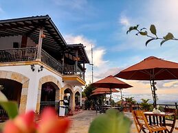 Hotel Las Rocas Resort
